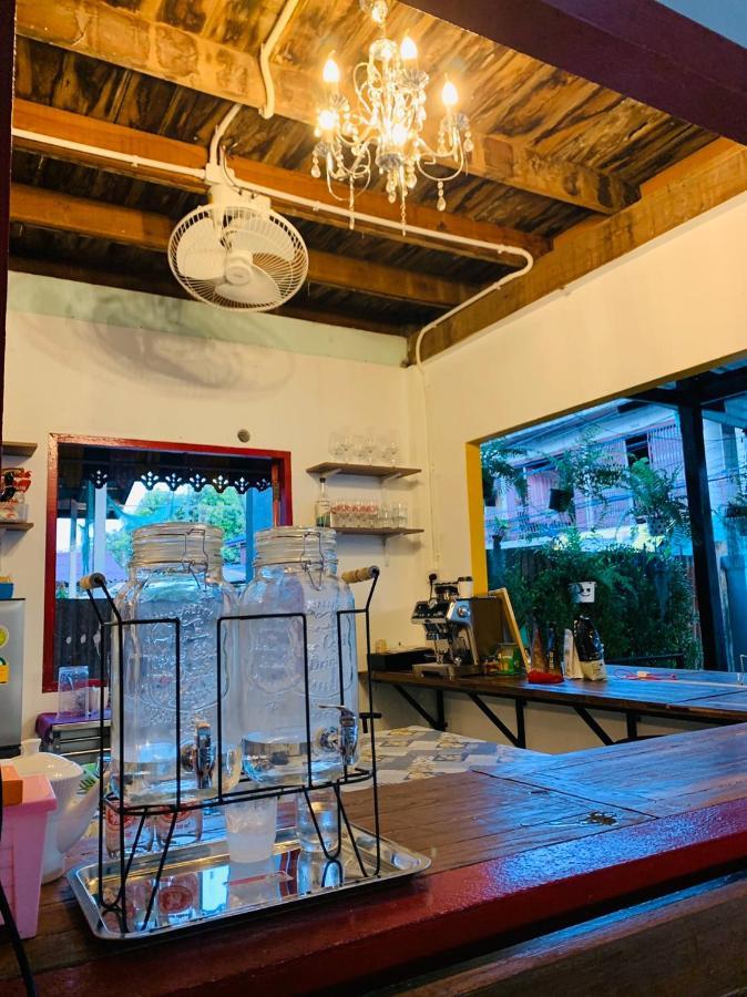 Baan Mae Somkid Homestay Sukhothai Eksteriør bilde